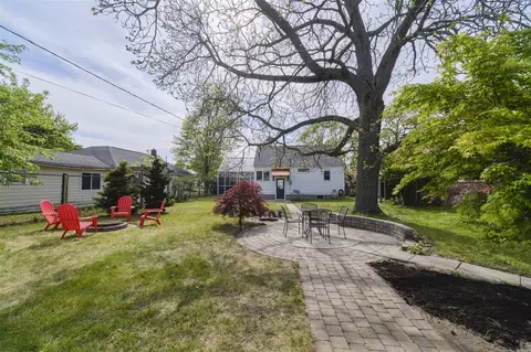 504 N Lewis, Ludington, MI 49431
