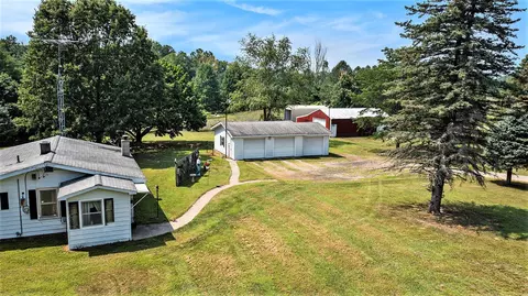 Exterior - 14450 Wing, Bellevue, MI 49021 photo 2 of 7
