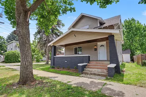 800 6th, Grand Rapids, MI 49504