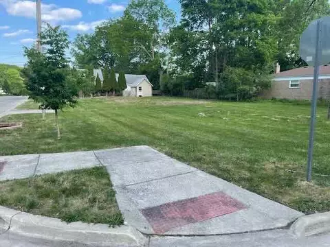 3196 Nordman, Ann Arbor, MI 48108