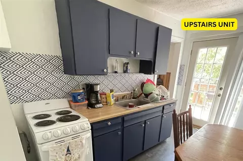 Kitchen - 5325 Spring Arbor, Jackson, MI 49203 photo 4 of 4
