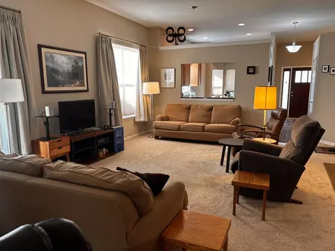 4583 Devon, Jackson, MI 49201
