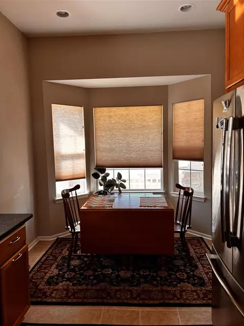 Kitchen - 4583 Devon, Jackson, MI 49201 photo 5 of 6