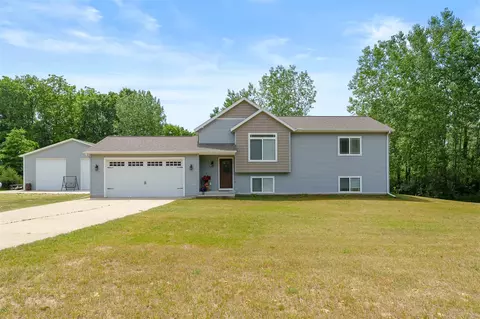 25427 Chaty, Gobles, MI 49055