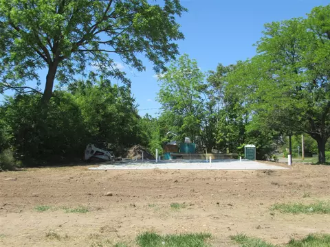 82 Greenwood, Battle Creek, MI 49037