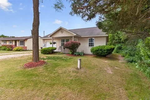Exterior - 12938 Kelley, Brooklyn, MI 49230 photo 6 of 7