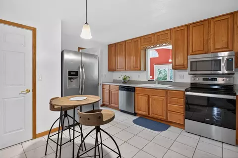 Kitchen - 12938 Kelley, Brooklyn, MI 49230 photo 1 of 4