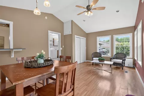Dining - 12938 Kelley, Brooklyn, MI 49230 photo 2 of 2