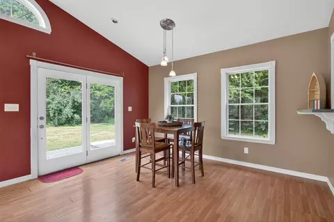 Dining - 12938 Kelley, Brooklyn, MI 49230 photo 1 of 2