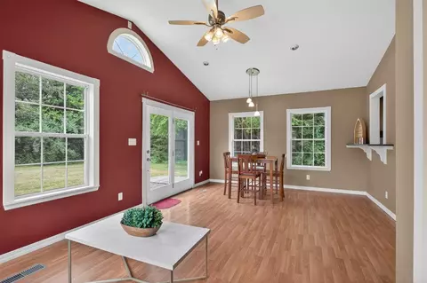 Living - 12938 Kelley, Brooklyn, MI 49230 photo 2 of 2