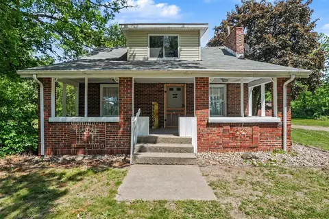 6375 Benton, Jackson, MI 49201