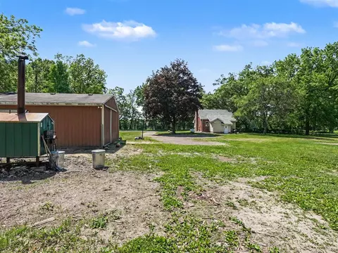 Exterior - 6375 Benton, Jackson, MI 49201 photo 6 of 7