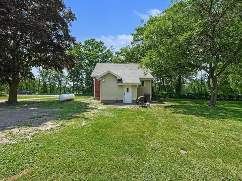 Exterior - 6375 Benton, Jackson, MI 49201 photo 2 of 7