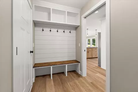 Entry Way - 237 Markus Gln, Plainwell, MI 49080 photo 2 of 3