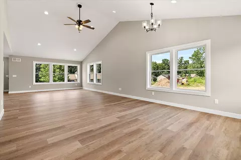 Living - 237 Markus Gln, Plainwell, MI 49080 photo 5 of 7