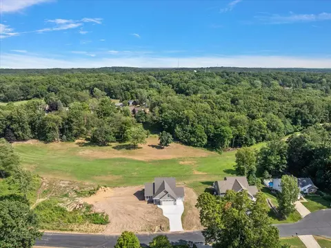 View/Area - 237 Markus Gln, Plainwell, MI 49080 photo 5 of 12