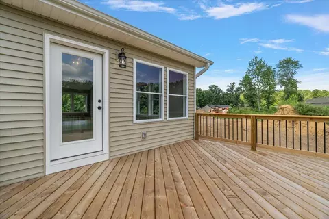 Exterior - 237 Markus Gln, Plainwell, MI 49080 photo 5 of 11