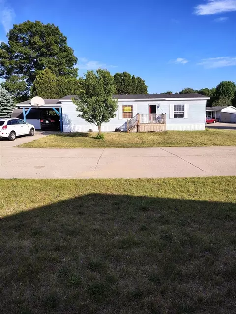 4211 Squaw Crk, Muskegon, MI 49442
