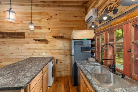 Kitchen - 1464 E Gardner, Newaygo, MI 49337 photo 2 of 2