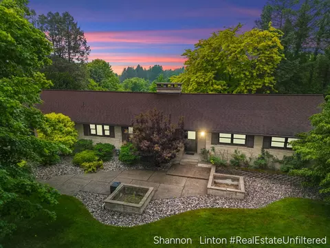 346 Orchard Vw, Shelby, MI 49455