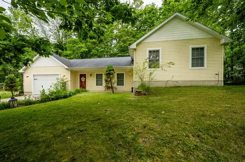 6278 Harrison, Coloma, MI 49038