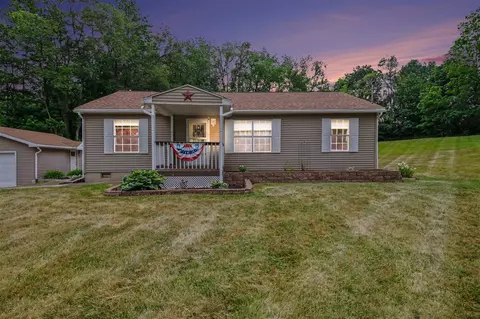 1795 13th, Martin, MI 49070