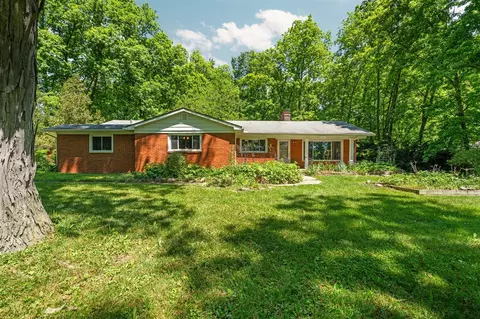Exterior - 4271 Willis, Milan, MI 48160 photo 7 of 9