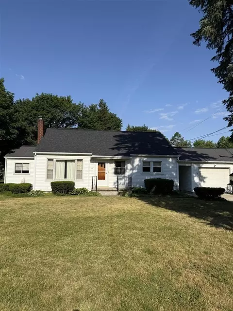 2326 Sunset, Adrian, MI 49221