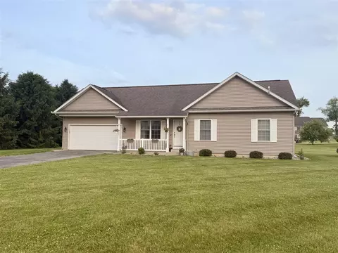 7885 Lancaster, East Leroy, MI 49051