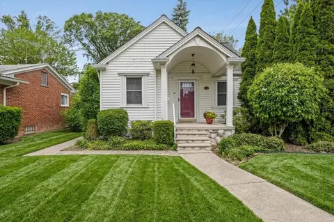 3300 Alice, Dearborn, MI 48124