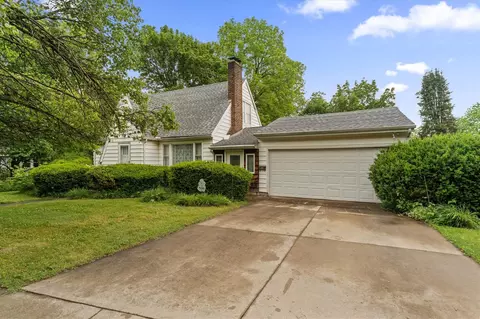 506 Main, Buchanan, MI 49107