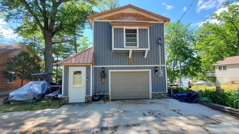 244 Hillcrest, Harrison, MI 48625