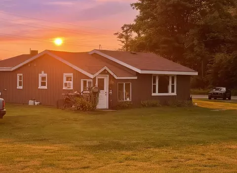 19030 W Almy, Howard City, MI 49329