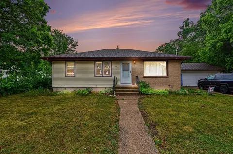 4761 Grantwood, Kentwood, MI 49508