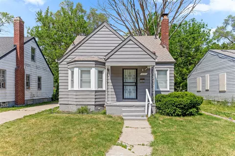 19189 Dresden, Detroit, MI 48205