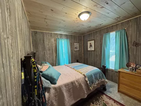 Bedroom - 1952 W 16, Mesick, MI 49668 photo 3 of 5
