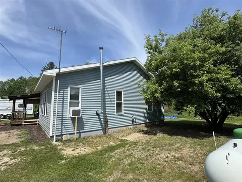 Exterior - 1952 W 16, Mesick, MI 49668 photo 9 of 16