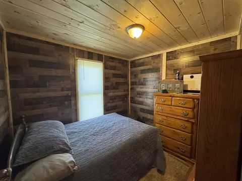 Bedroom - 1952 W 16, Mesick, MI 49668 photo 2 of 5