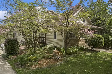 916 Brooks, Ann Arbor, MI 48103