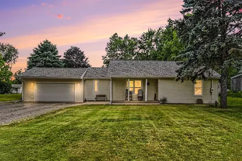 11332 Crestview, Cement City, MI 49233