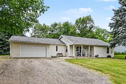 11332 Crestview, Cement City, MI 49233
