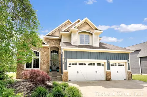 17 Boulder, Norton Shores, MI 49444