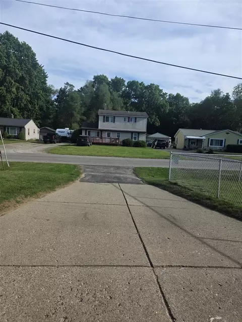 Exterior - 14185 Conover, Romulus, MI 48174 photo 5 of 7