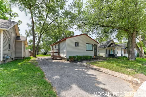 248 Himes, Wyoming, MI 49548