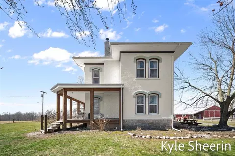 1648 S Johnson, Saranac, MI 48881