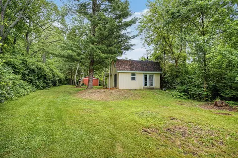 2800 Glasgow, Jackson, MI 49201 photo 5
