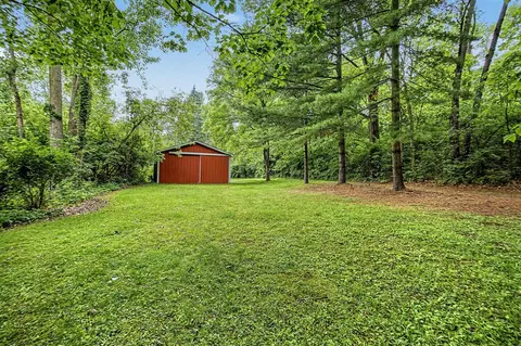 2800 Glasgow, Jackson, MI 49201 photo 10