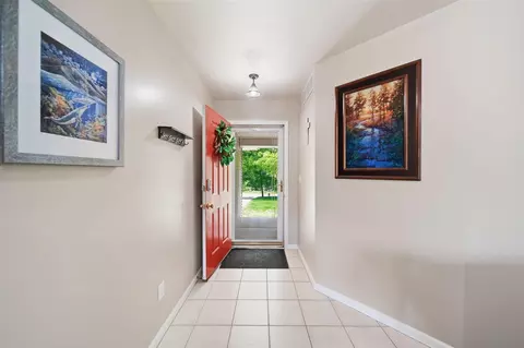Entry Way - 3008 S Dearing, Spring Arbor, MI 49283 photo 1 of 1