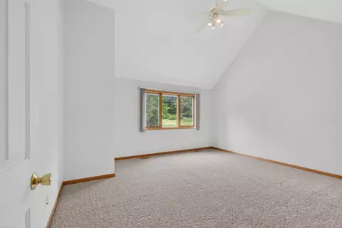 Bedroom - 5115 Lansing, Jackson, MI 49201 photo 2 of 9