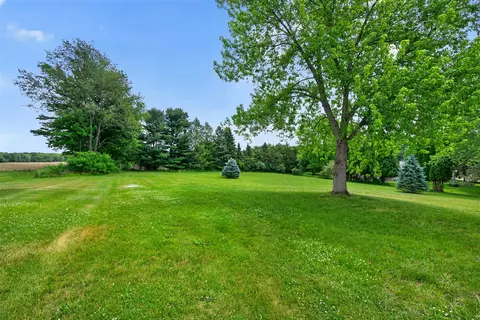 Exterior - 5115 Lansing, Jackson, MI 49201 photo 8 of 13
